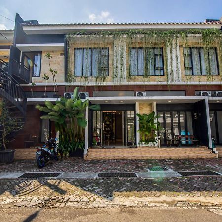 Casa Ts 16 Hotel Malang Bagian luar foto