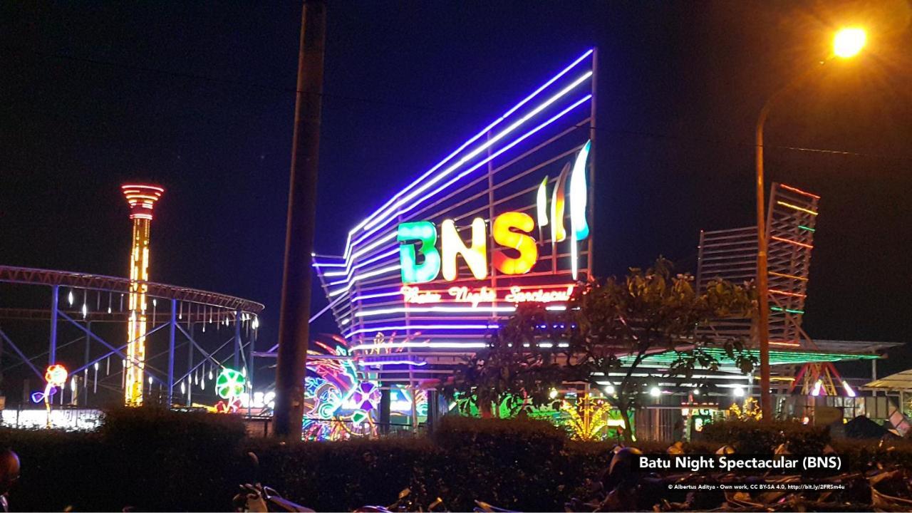 Casa Ts 16 Hotel Malang Bagian luar foto