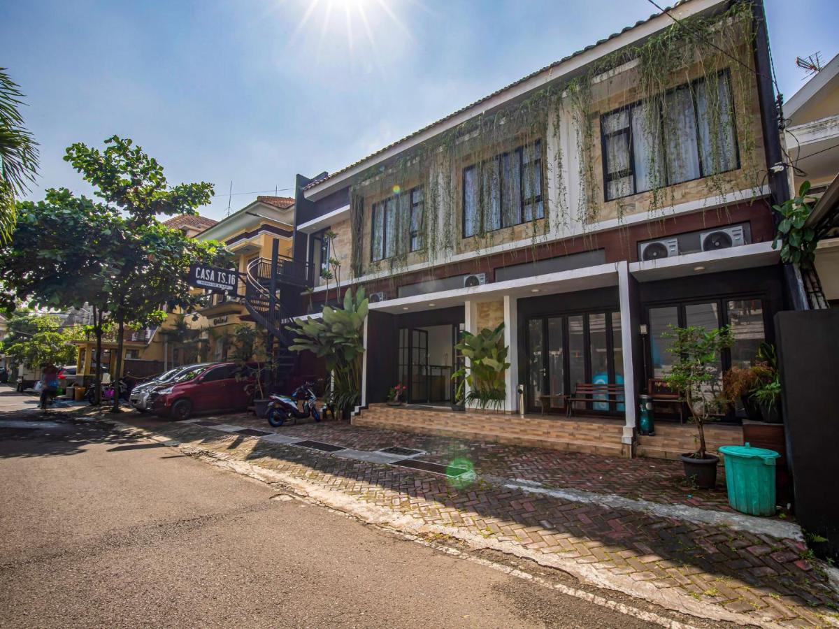 Casa Ts 16 Hotel Malang Bagian luar foto