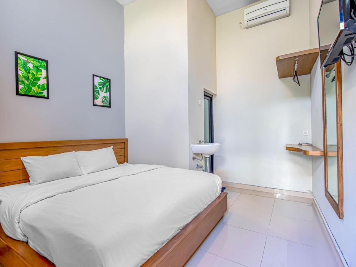 Casa Ts 16 Hotel Malang Bagian luar foto