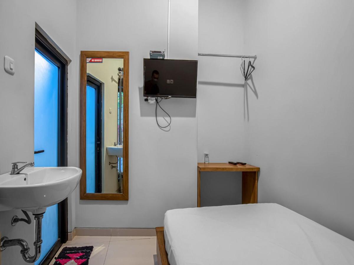 Casa Ts 16 Hotel Malang Bagian luar foto