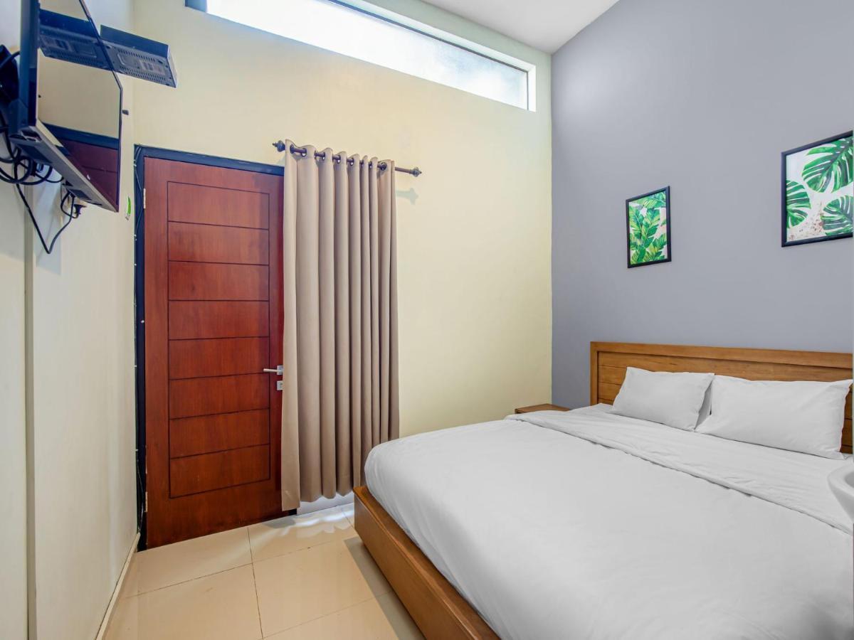 Casa Ts 16 Hotel Malang Bagian luar foto